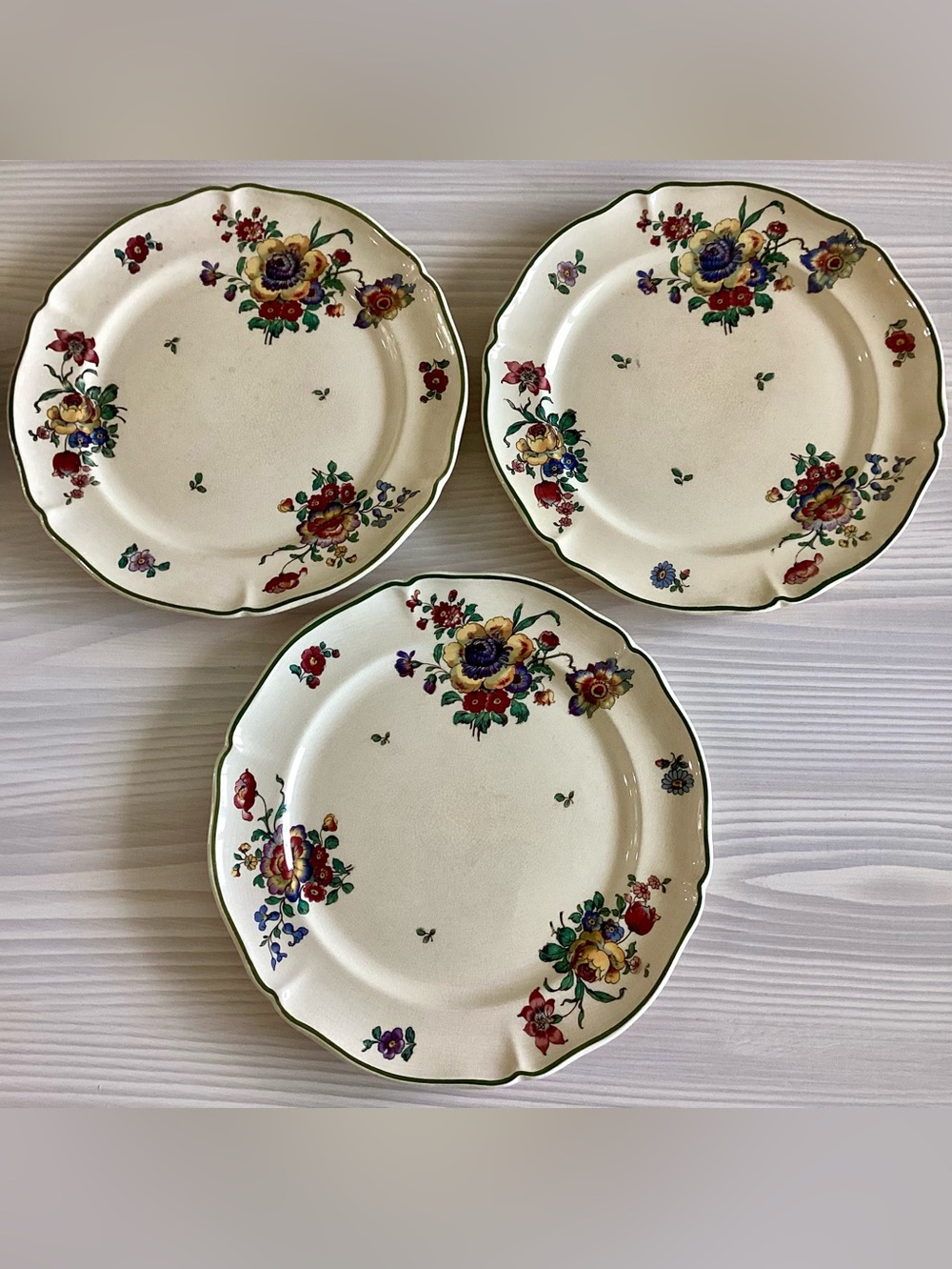Antique Villeroy & Boch Old Abbey Sprays #1565 Set of 3 Luncheon Plates 8 1/2”